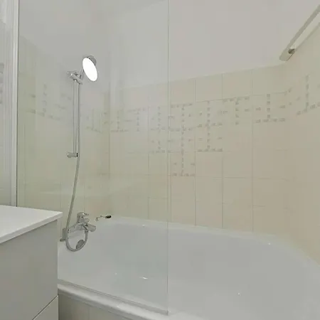 Studio Vue Port, Plage A Pied, Parking, La Rochelle - Fr-1-246-303 Apartment *